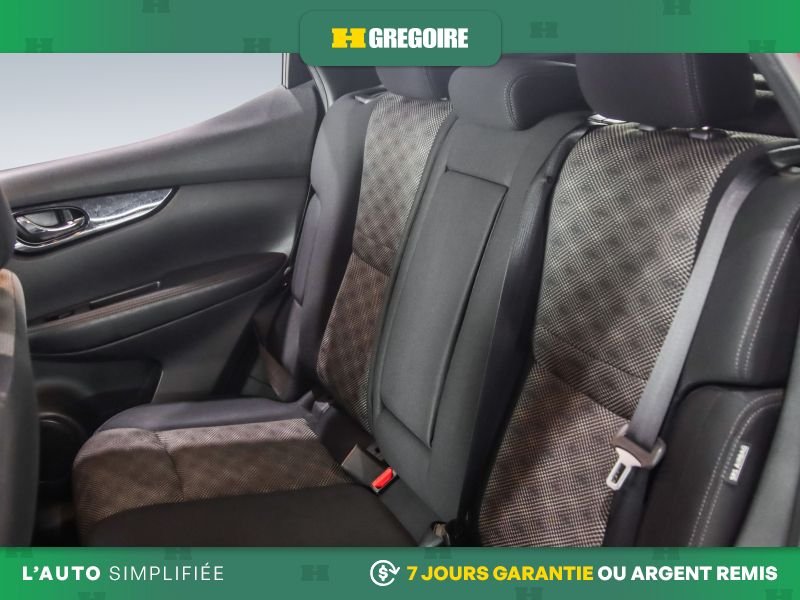 Nissan Qashqai 2020 Rouge Saint-Eustache - photo #21