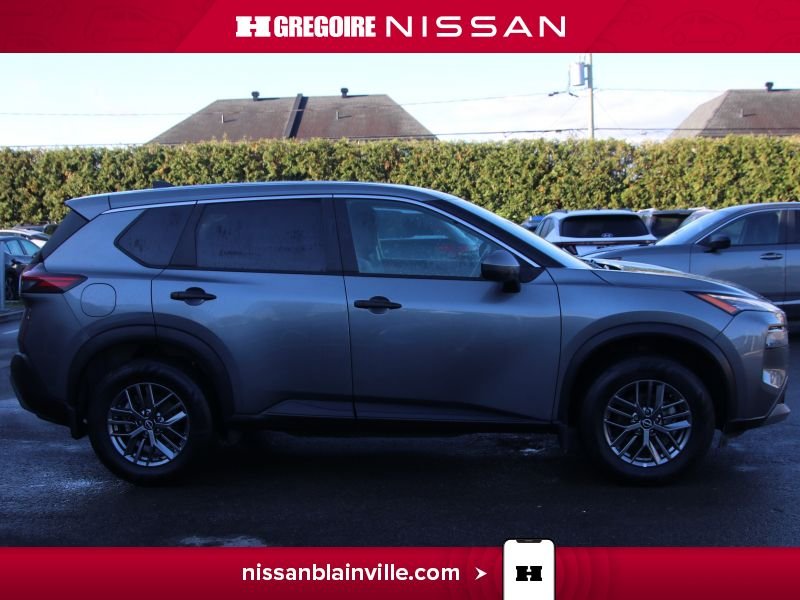 2022 Nissan Rogue Grey Blainville - photo #10