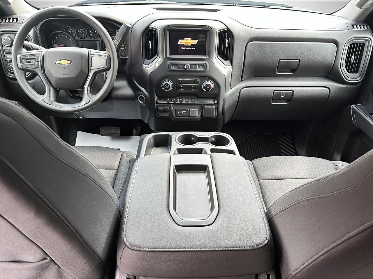CHEVROLET Silverado 1500 PERSONNALISÉE 2026 NOIR Saint-Hyacinthe - photo #8
