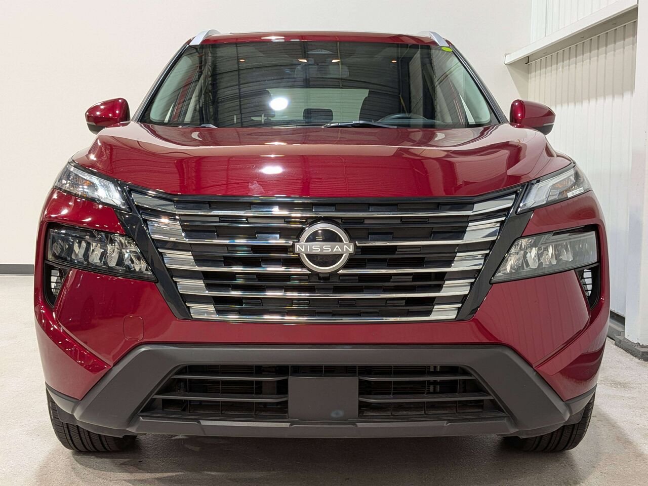 2024 Nissan Rogue AWD SV Moonroof Red Val-David - photo #3