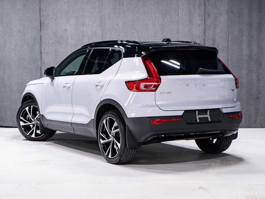 2022 Volvo XC40 T5 R-DESIGN CLIMAT ADVANCED HARMAN KARDON Silver