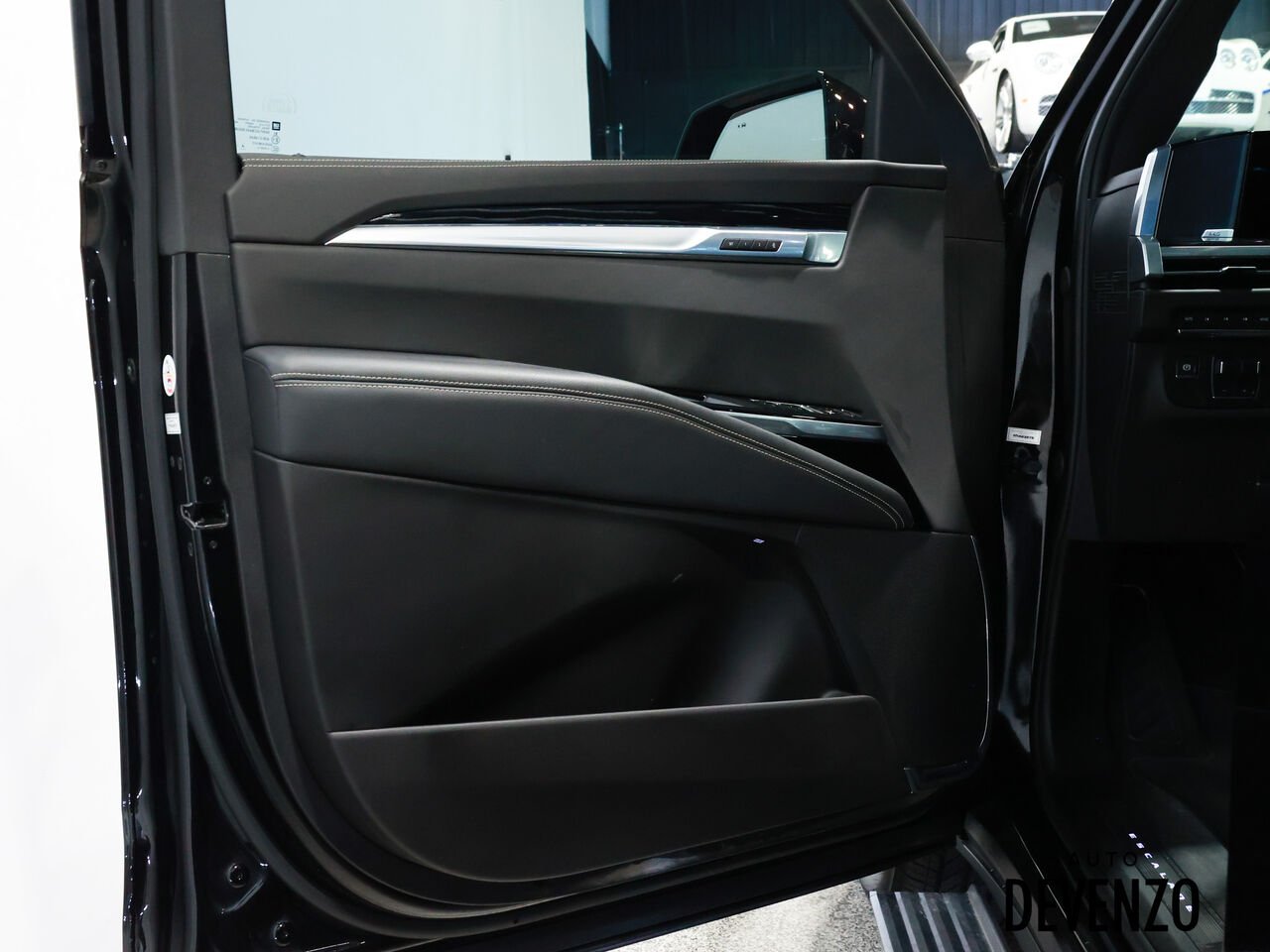 Cadillac Escalade 2025 Noir Saint-Eustache - photo #9