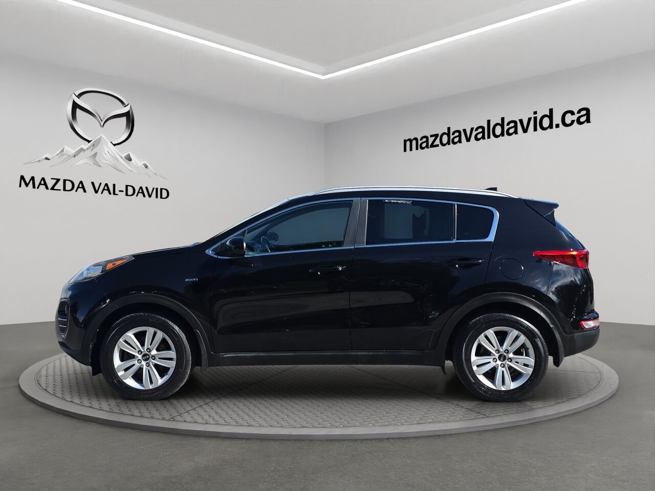 2017 Kia Sportage LX 4 portes TI, écran tactile, commande audio au volant, cruise control Blue Val-David - photo #1