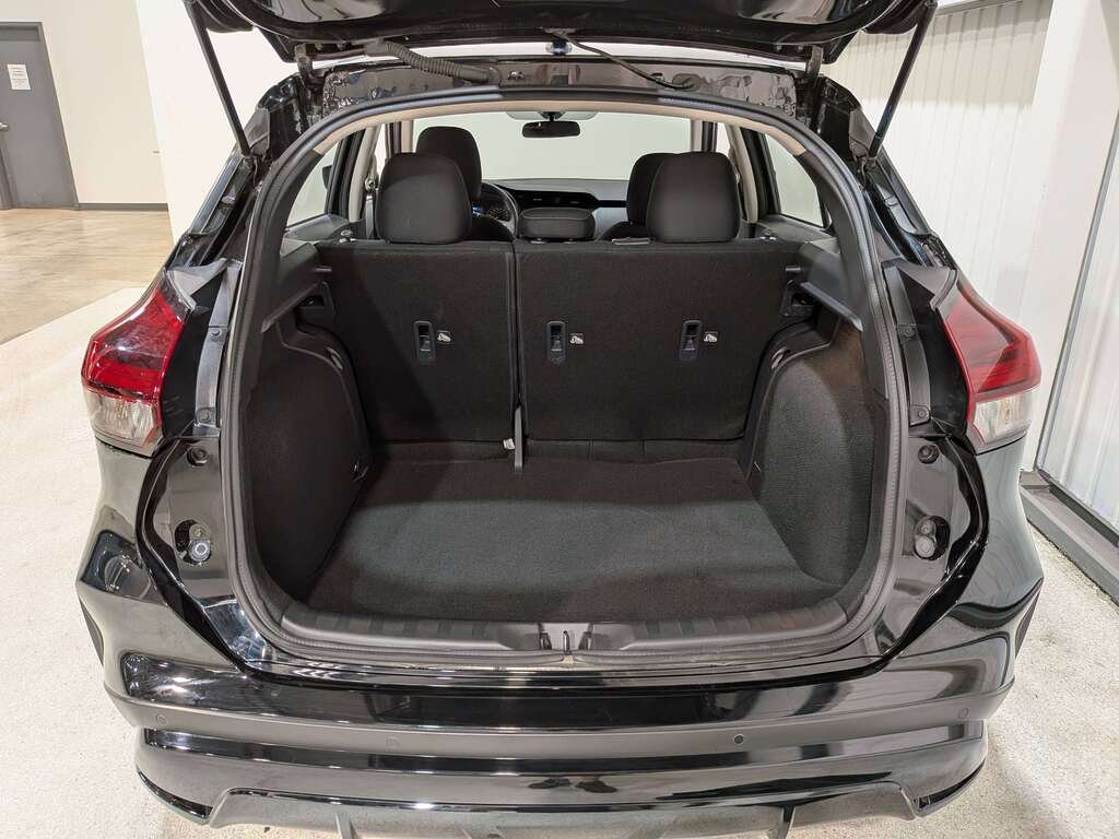 2024 Nissan Kicks SV FWD Black Val-David - photo #8