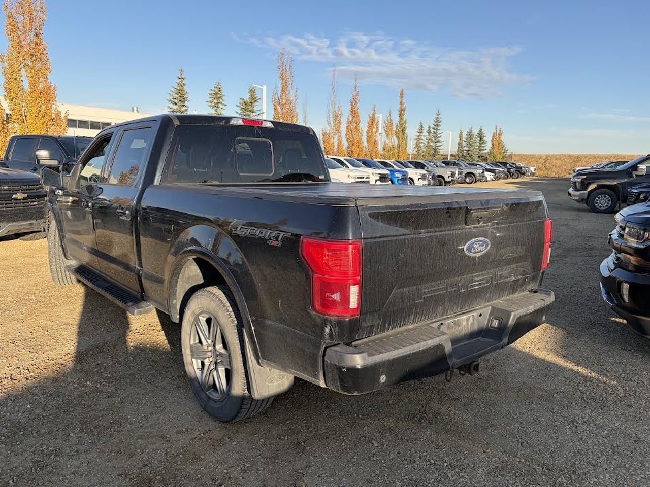 2018 Ford F-150 LARIAT 4WD SuperCrew 6.5' Box Black Sherwood Park - photo #3
