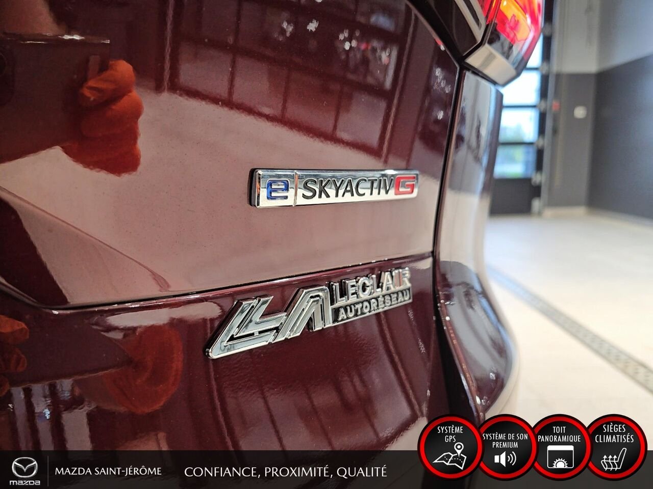 2024 Mazda CX-90 hybride léger Red Sainte-Agathe-des-Monts - photo #8
