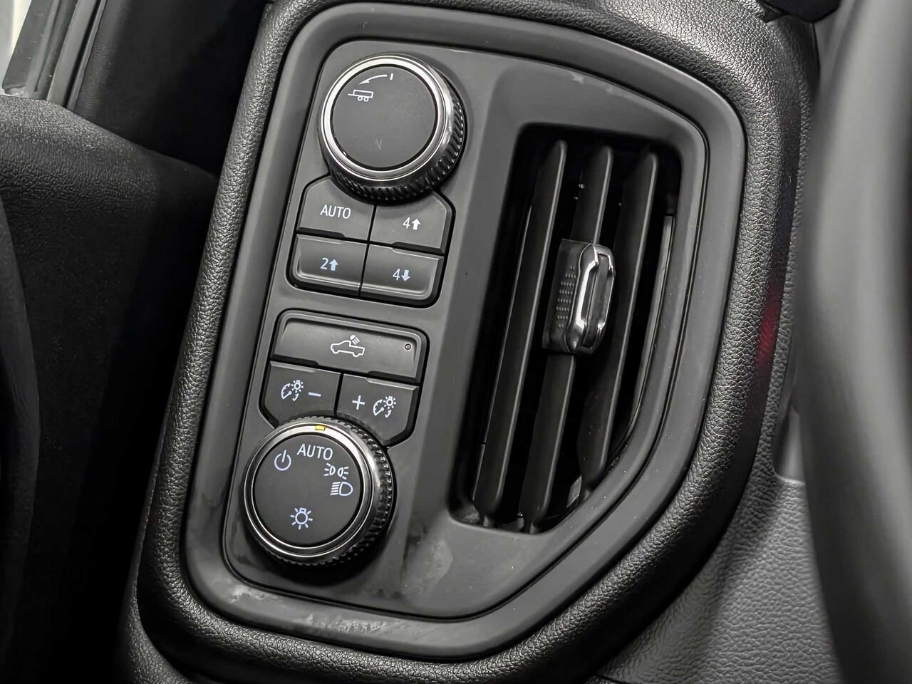 2021 GMC SIERRA 1500 CAISSE STANDARD DE 6 PIEDS 6 X31 4x4 Moteur V8 5.3L 6 Places Other Sherbrooke - photo #19