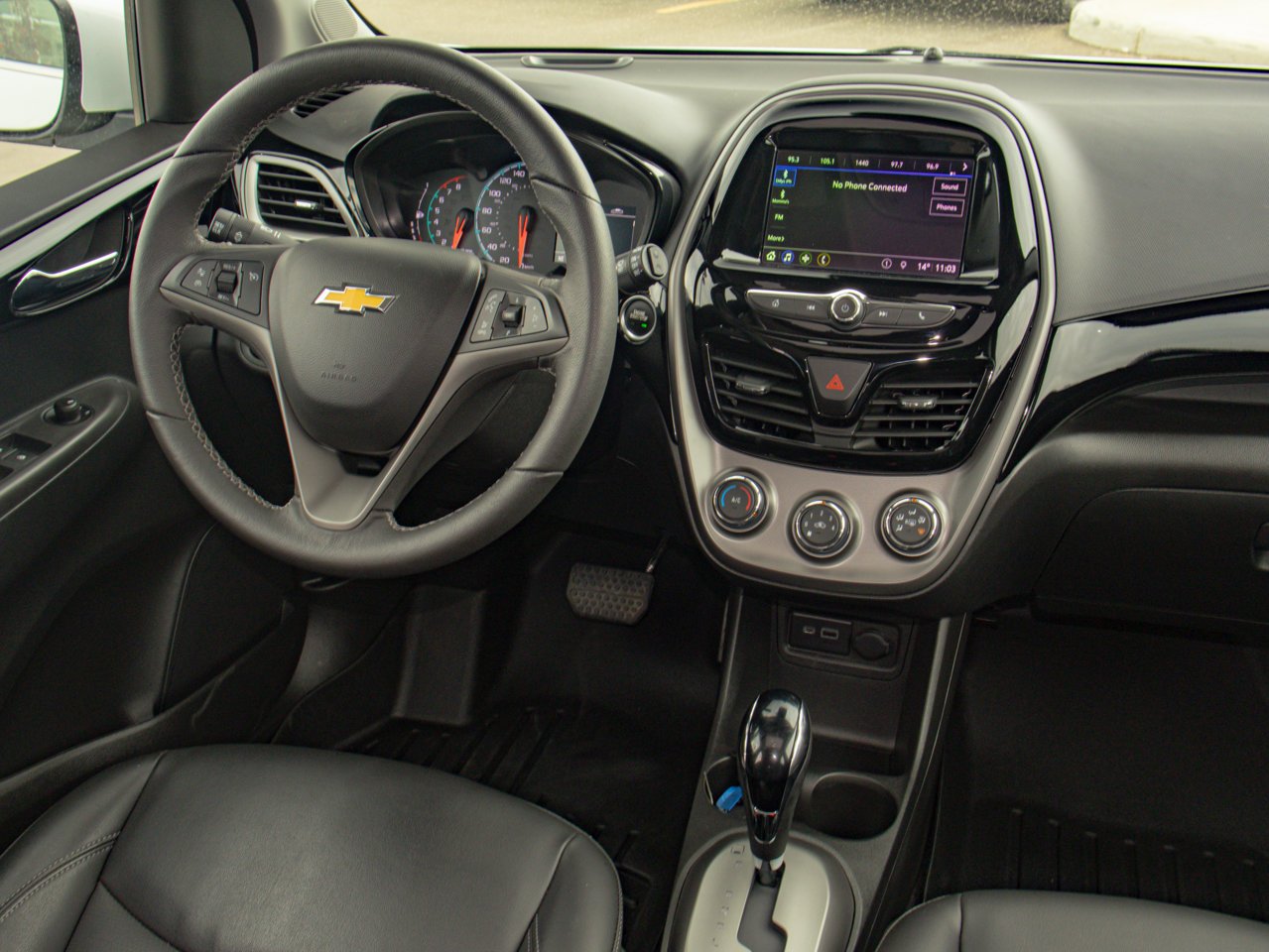 2022 Chevrolet Spark 4dr HB CVT 2LT White Sherwood Park - photo #30