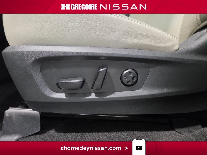 2024 Nissan Pathfinder White Laval - photo #17