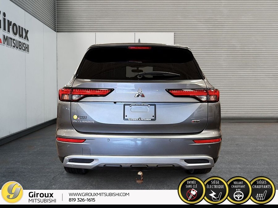 Mitsubishi Outlander LE Premium S-AWC 2022 Gris