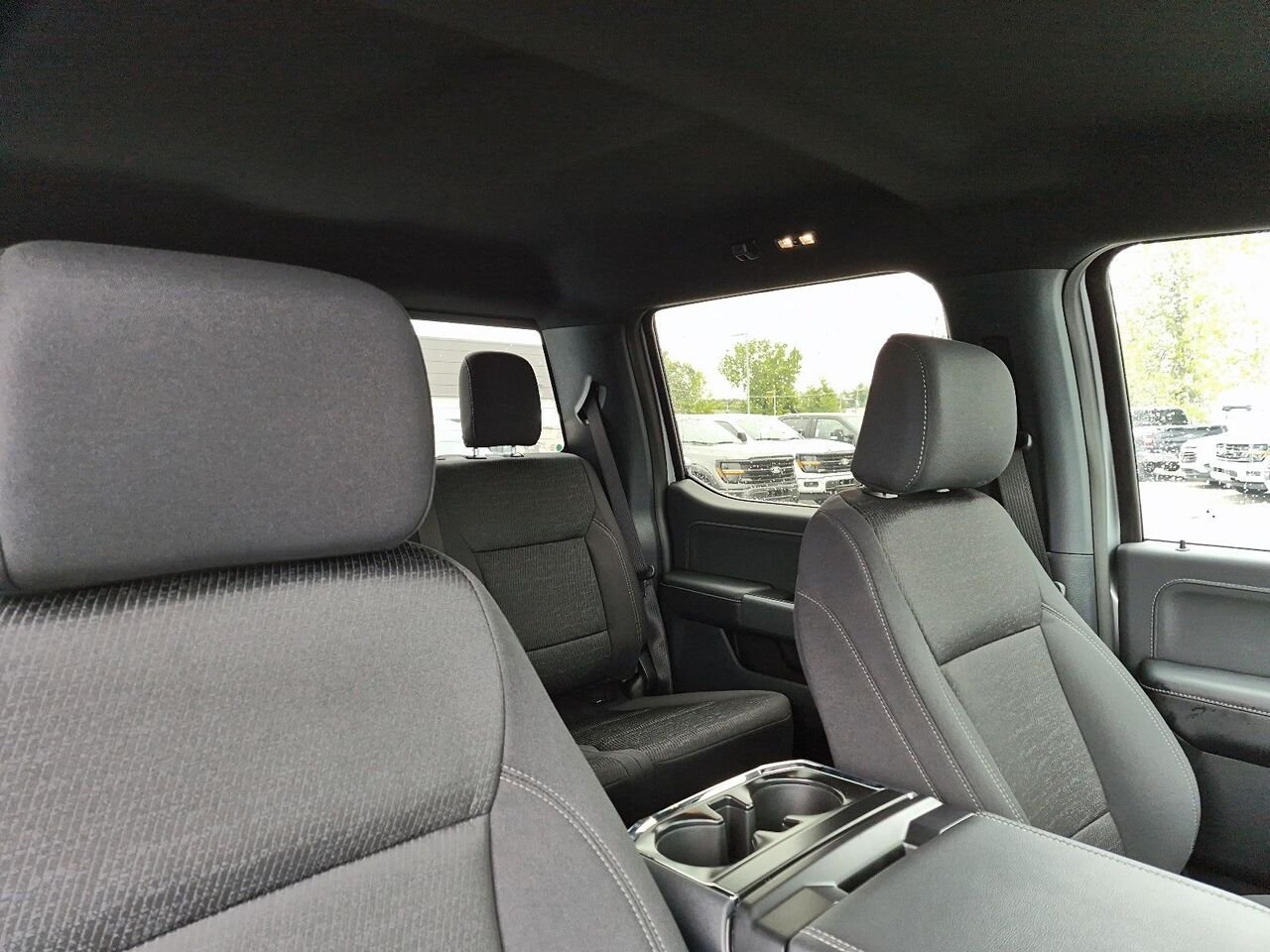 2026 Ford F-150 Iconic Silver Metallic Saint-Jérôme - photo #5