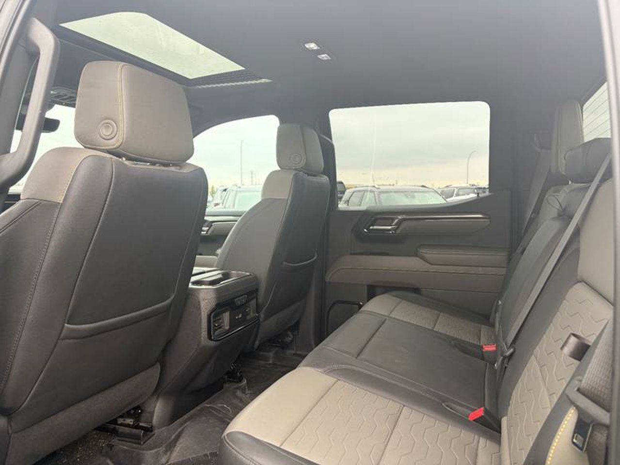 2024 Chevrolet Silverado 1500 4WD Crew Cab 147 ZR2 Black Sherwood Park - photo #5