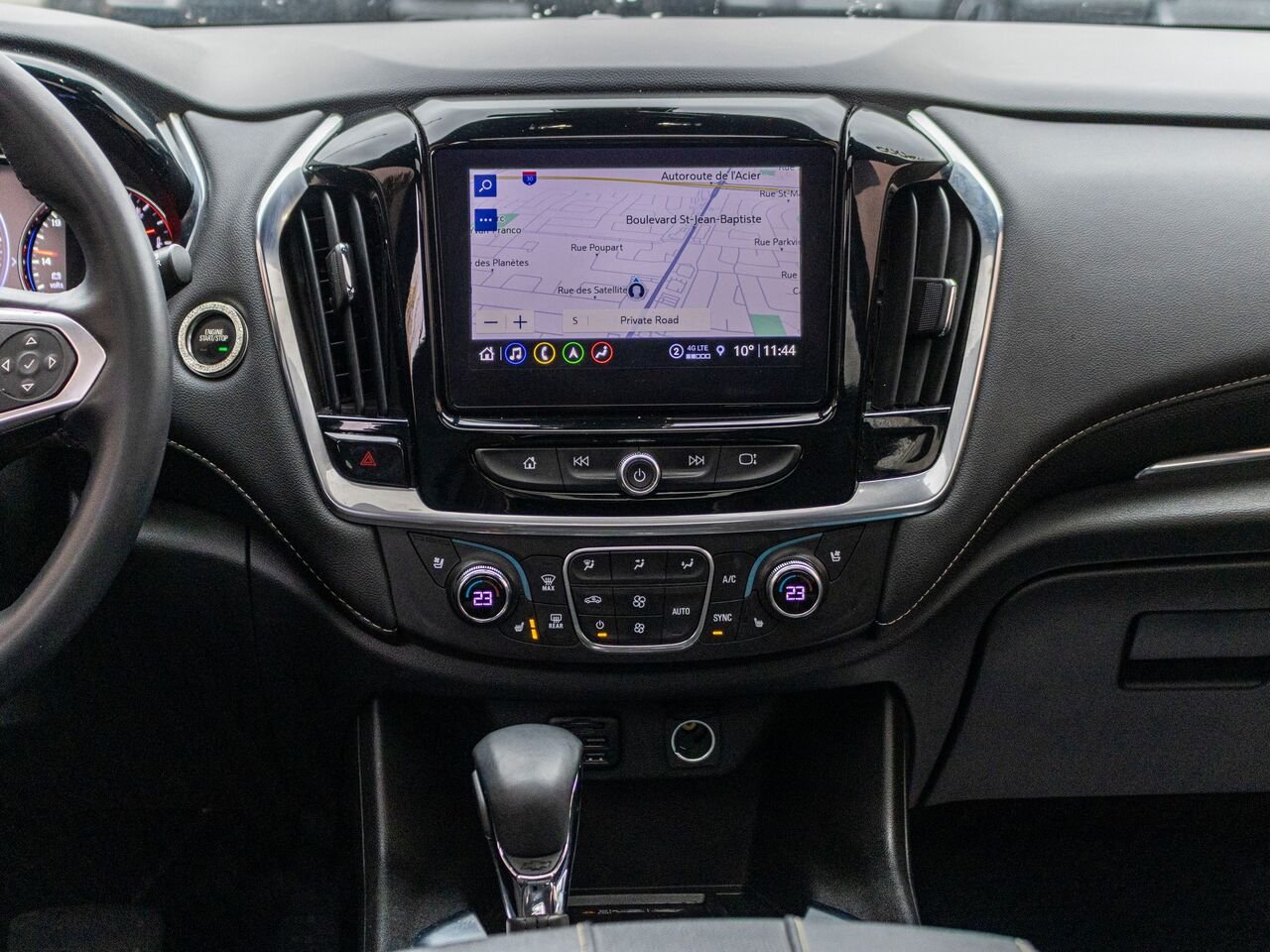 Chevrolet Traverse PREMIER EDITION REDLINE 2023 Gris Châteauguay - photo #9