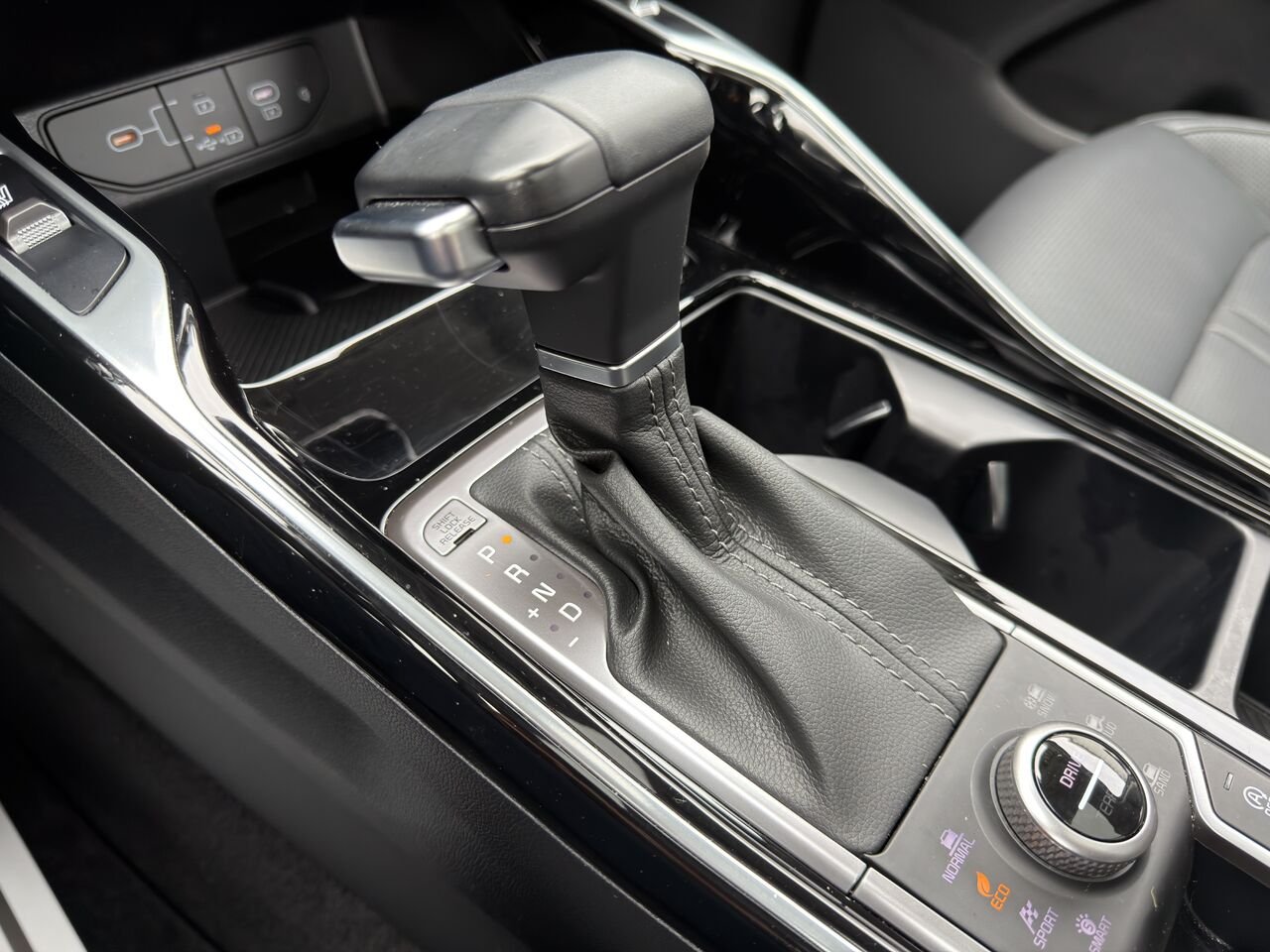 2025 Kia Sorento Grey Thetford Mines - photo #32