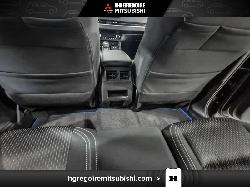 Mitsubishi Outlander PHEV 2023 Noir Blainville - photo #27