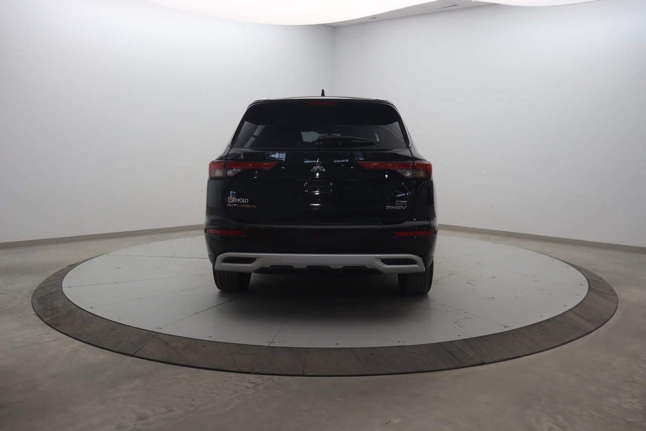 Mitsubishi Outlander PHEV 2024 Noir Baie-Comeau - photo #4