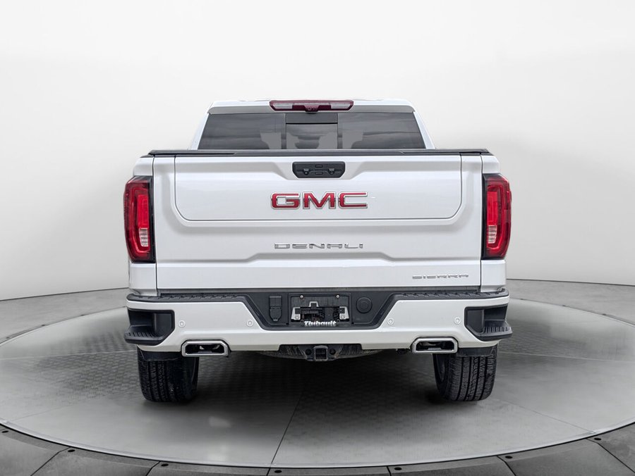 GMC SIERRA 1500 4WD CREW CAB PICKUP Denali Toit Ouvrant Affichage Tête Haute Diesel 2024 Blanc