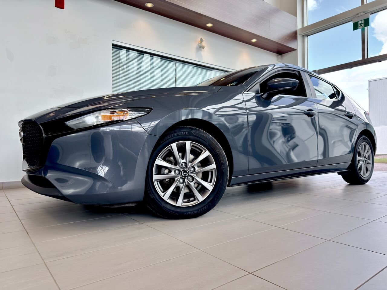 2022 Mazda Mazda3 Sport Grey Notre-Dame-des-Prairies - photo #10