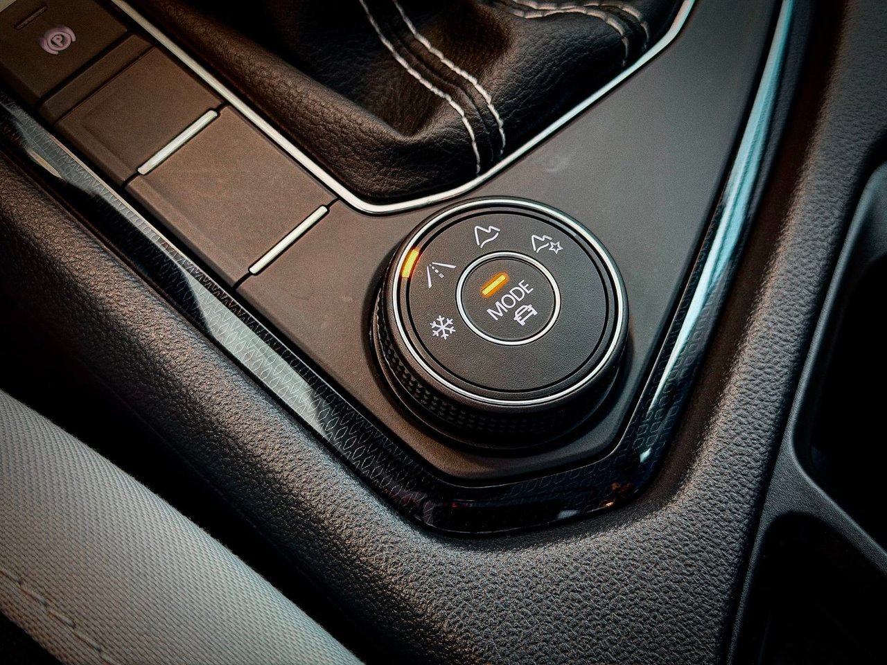 2026 Volkswagen Taos Notre-Dame-des-Prairies - photo #28