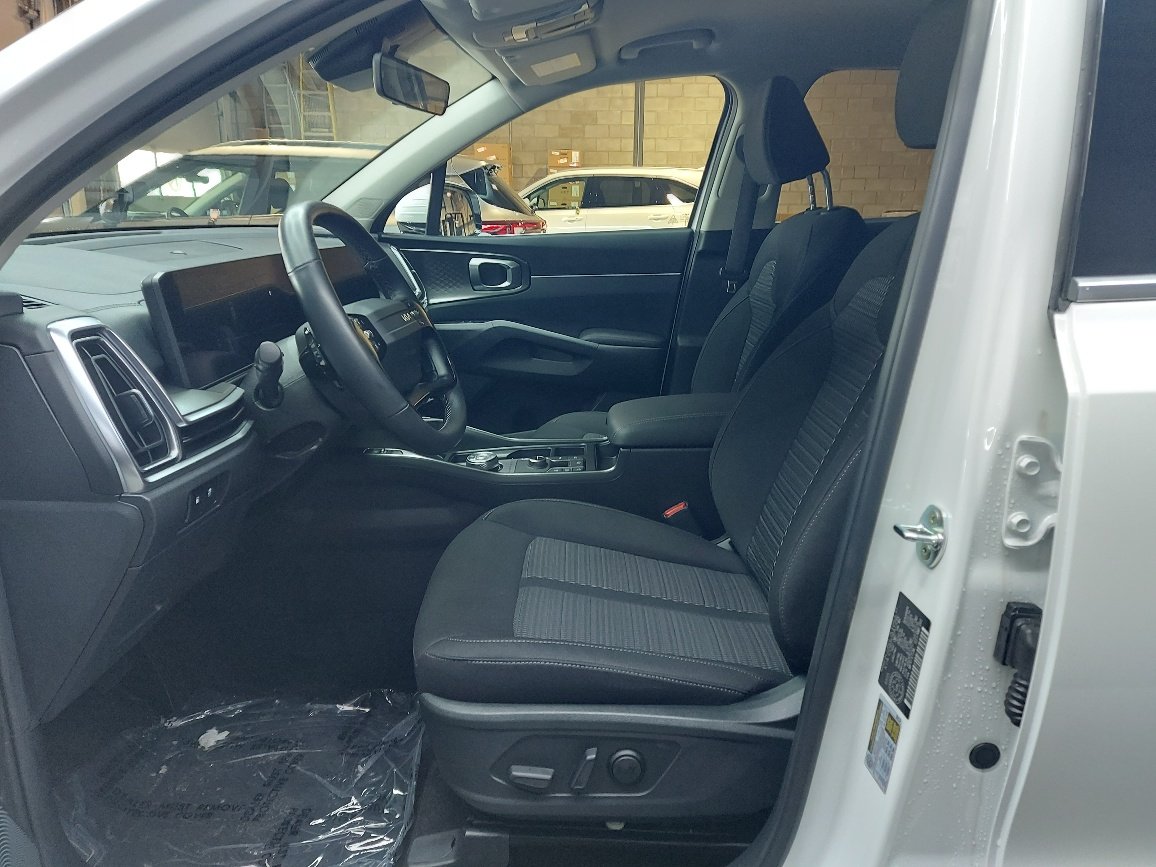 2026 KIA Sorento Plug-In Hybrid Snow White Pearl Blainville - photo #14