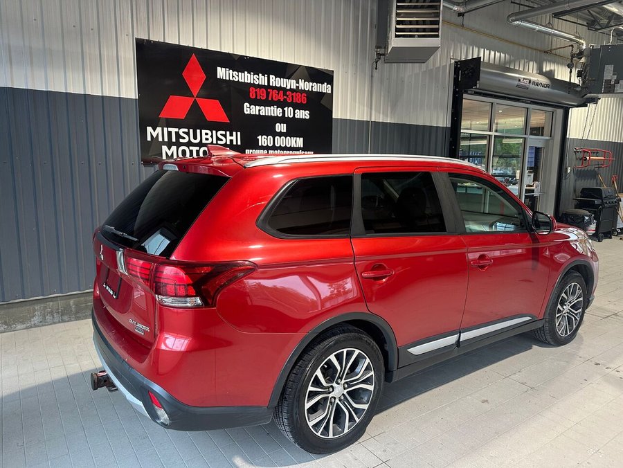 Mitsubishi Outlander ES AWC 4 portes 2017 Rouge