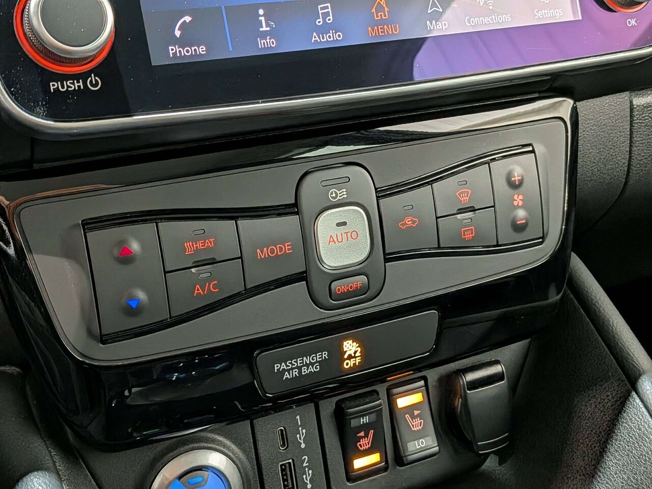 2020 Nissan LEAF SV Hatchback Black Val-David - photo #25