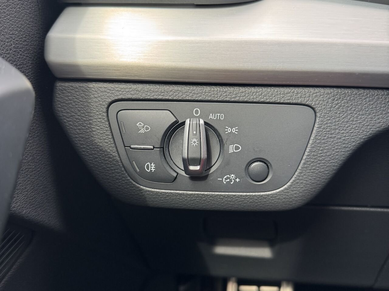 2021 Audi SQ5 Technik White Granby - photo #22