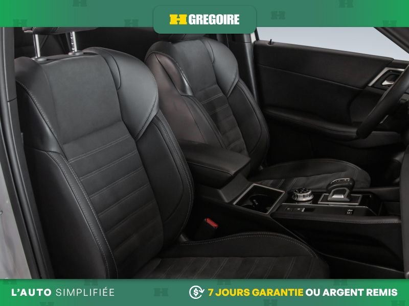 2025 Mitsubishi Outlander White Blainville - photo #30