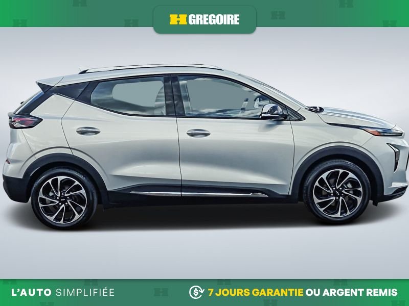2022 Chevrolet Bolt EUV Silver Blainville - photo #10