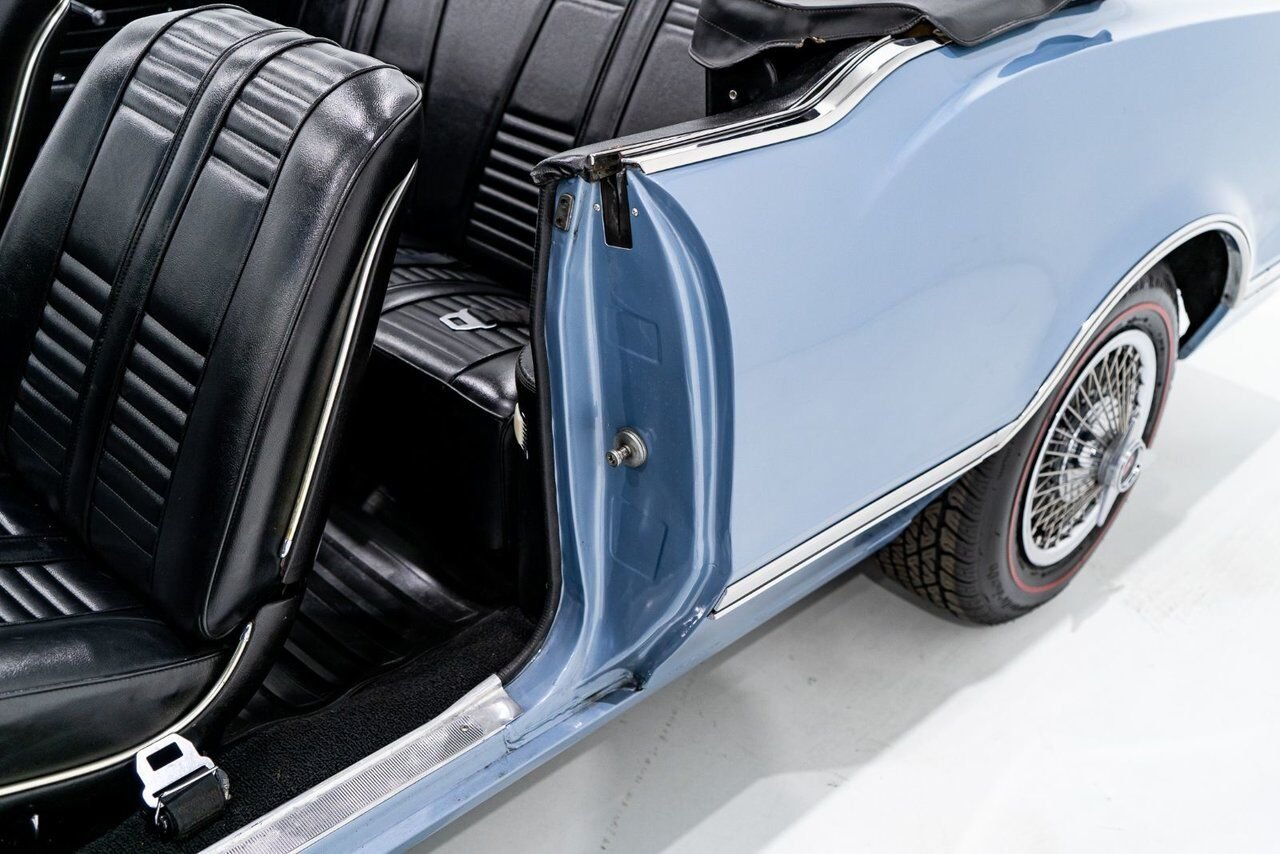 Oldsmobile 442 PRIX EN USD | Matching# 400cu.in. 4-Speed 1966 Bleu Montréal - photo #78