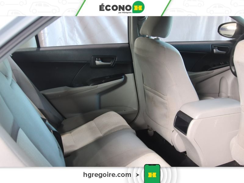 2014 Toyota Camry Grey Blainville - photo #30