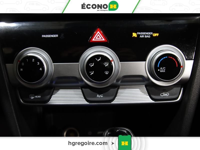 2020 Hyundai Elantra Grey Saint-Eustache - photo #15