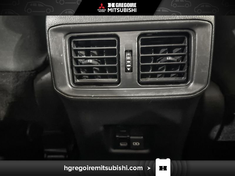 2024 Toyota Rav 4 Black Laval - photo #27