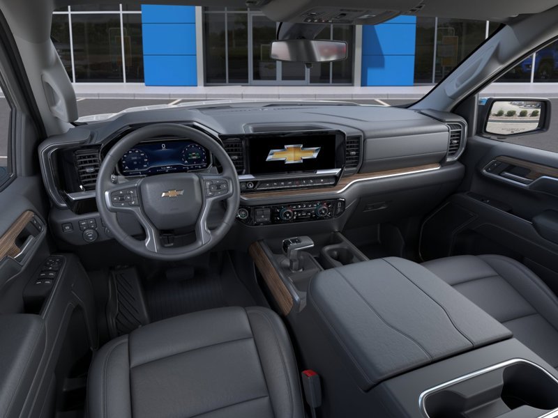 CHEVROLET Silverado 1500 LT cabine multiplace 4RM 147 po 2026 BLANC SOMMET Montmagny - photo #4