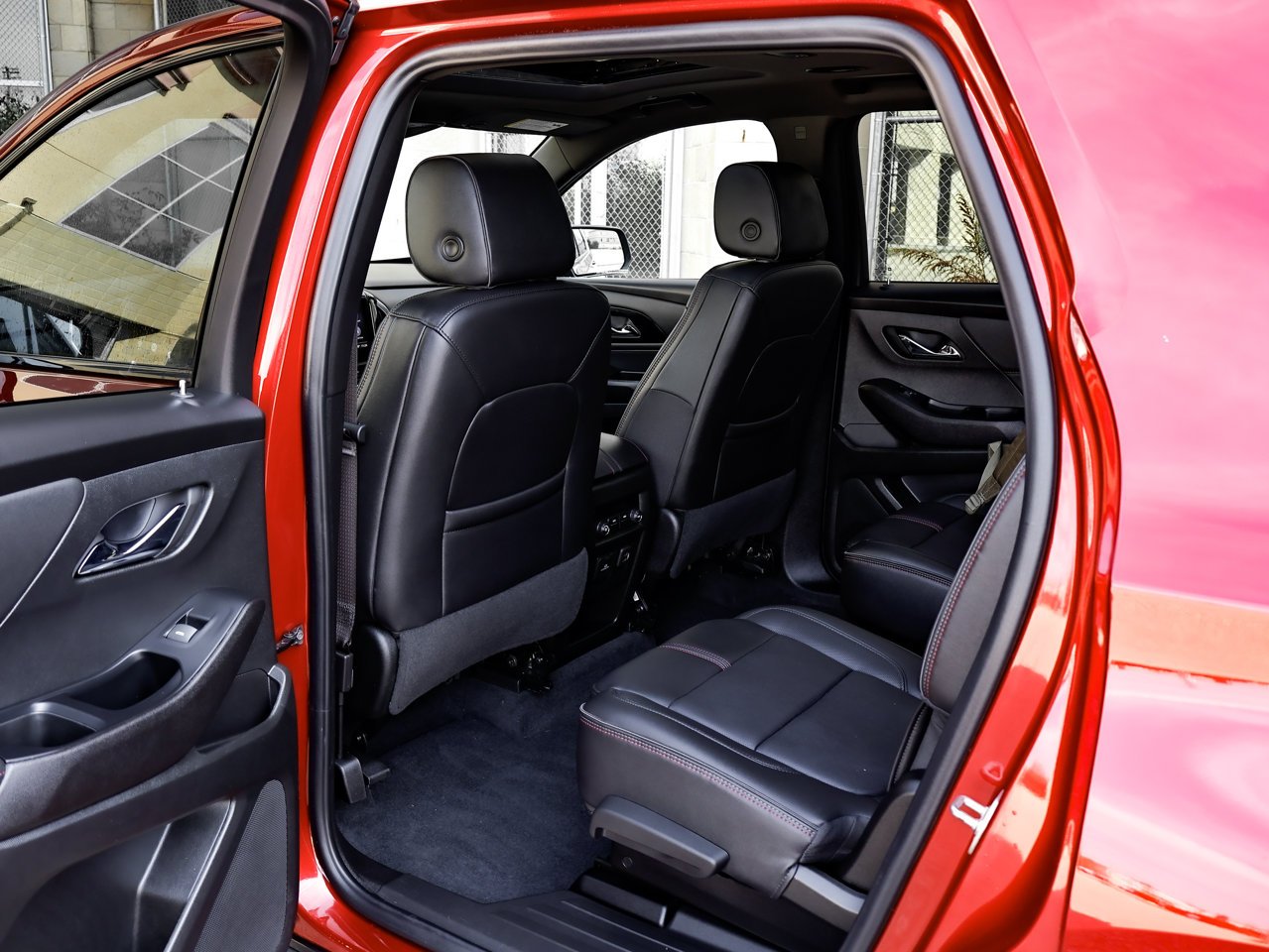 2024 Chevrolet Traverse Limited AWD 4dr RS Red Sherwood Park - photo #29