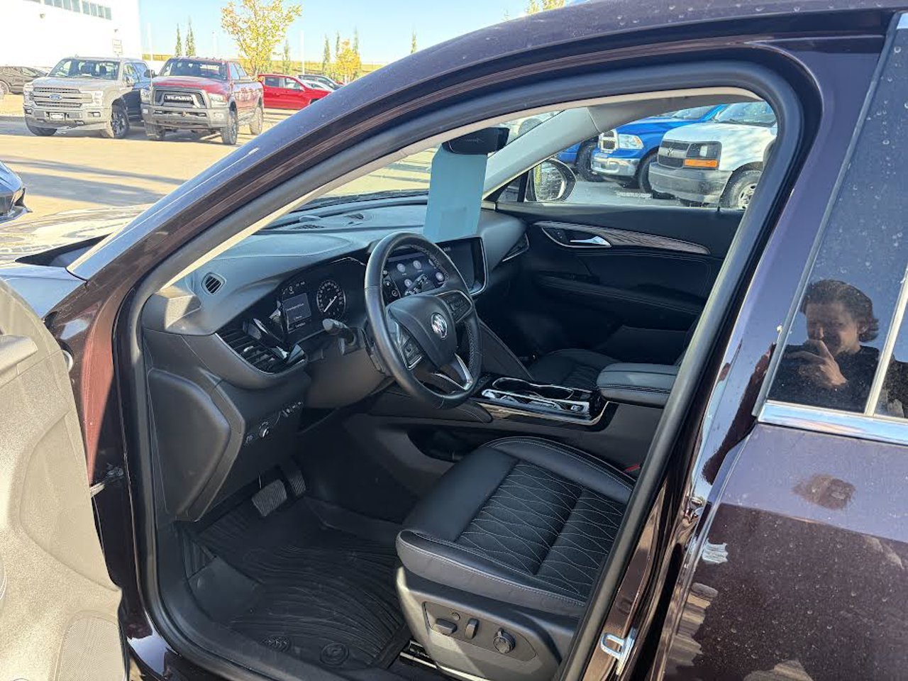 2021 Buick Envision AWD 4dr Avenir Red Sherwood Park - photo #6