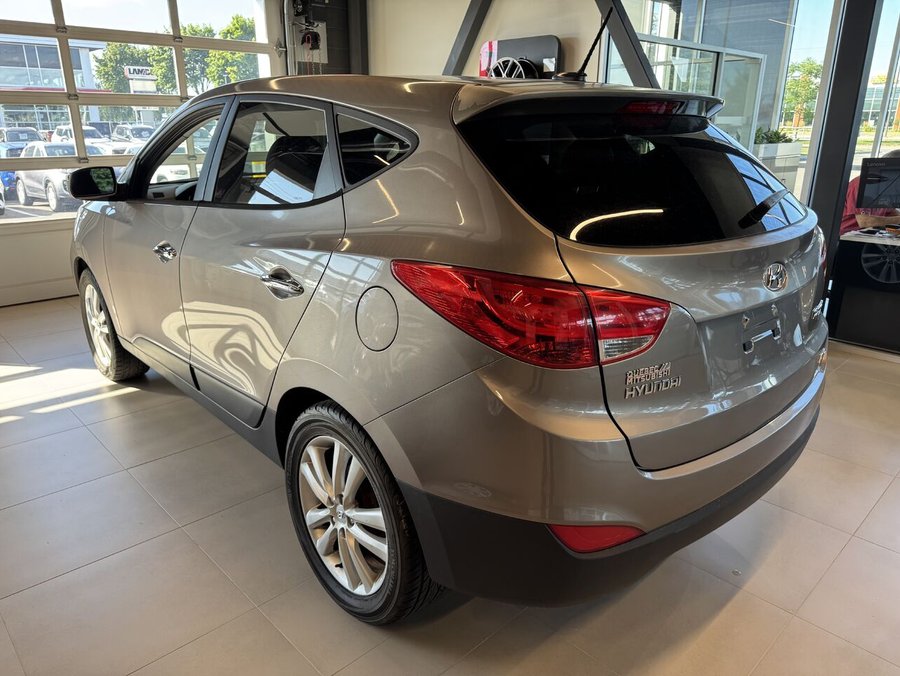 Hyundai Tucson Limited Awd, Toit ouvrant, Siège électrique 2011 Gris