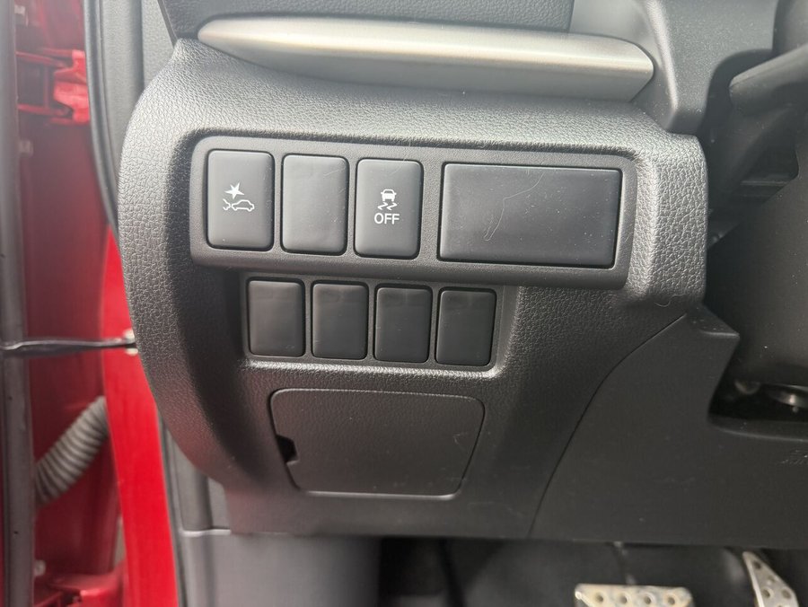 2023 MITSUBISHI ECLIPSE CROSS LE/RALLIART 2023 Red