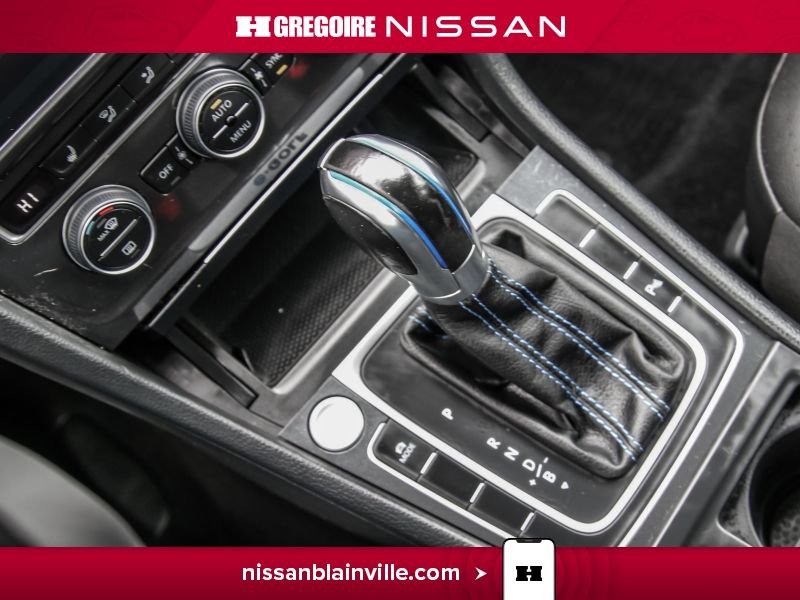 2019 Volkswagen e-Golf Silver Blainville - photo #19
