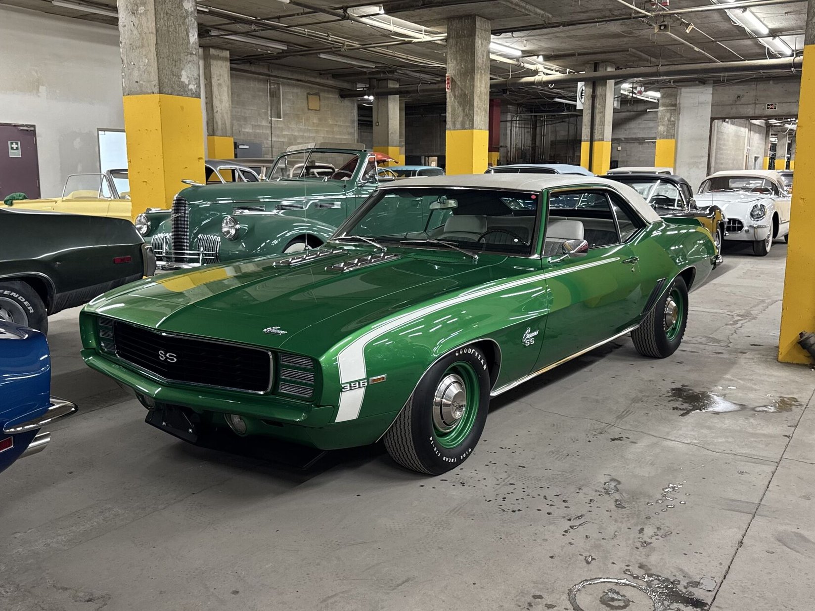 Chevrolet Camaro 1969 Vert Montréal - photo #0