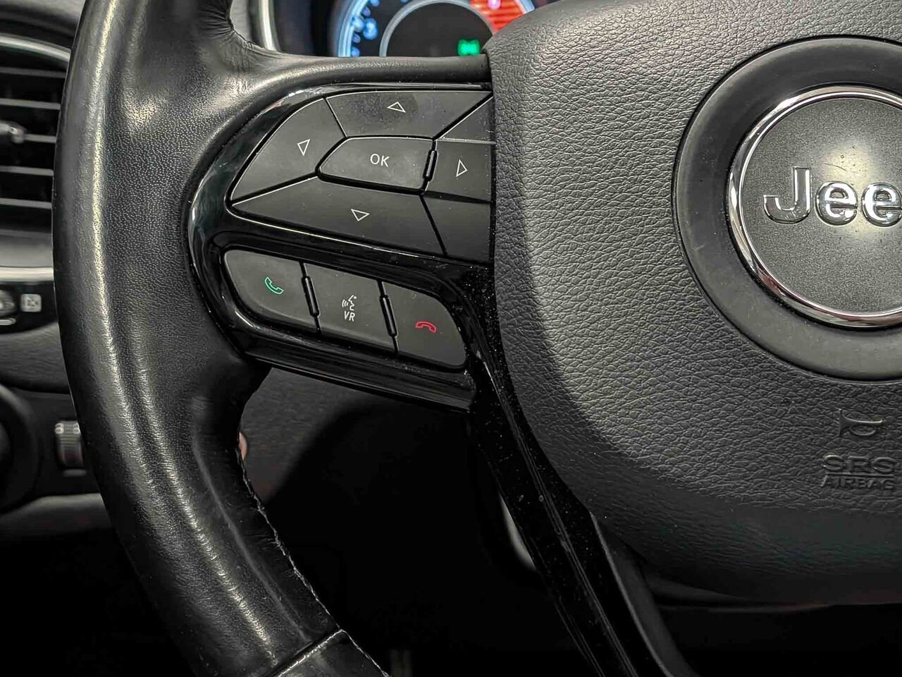 Jeep CHEROKEE 4x4 Altitude 8 Pneus Cuir Toit Pano 2021 Autre Sherbrooke - photo #11