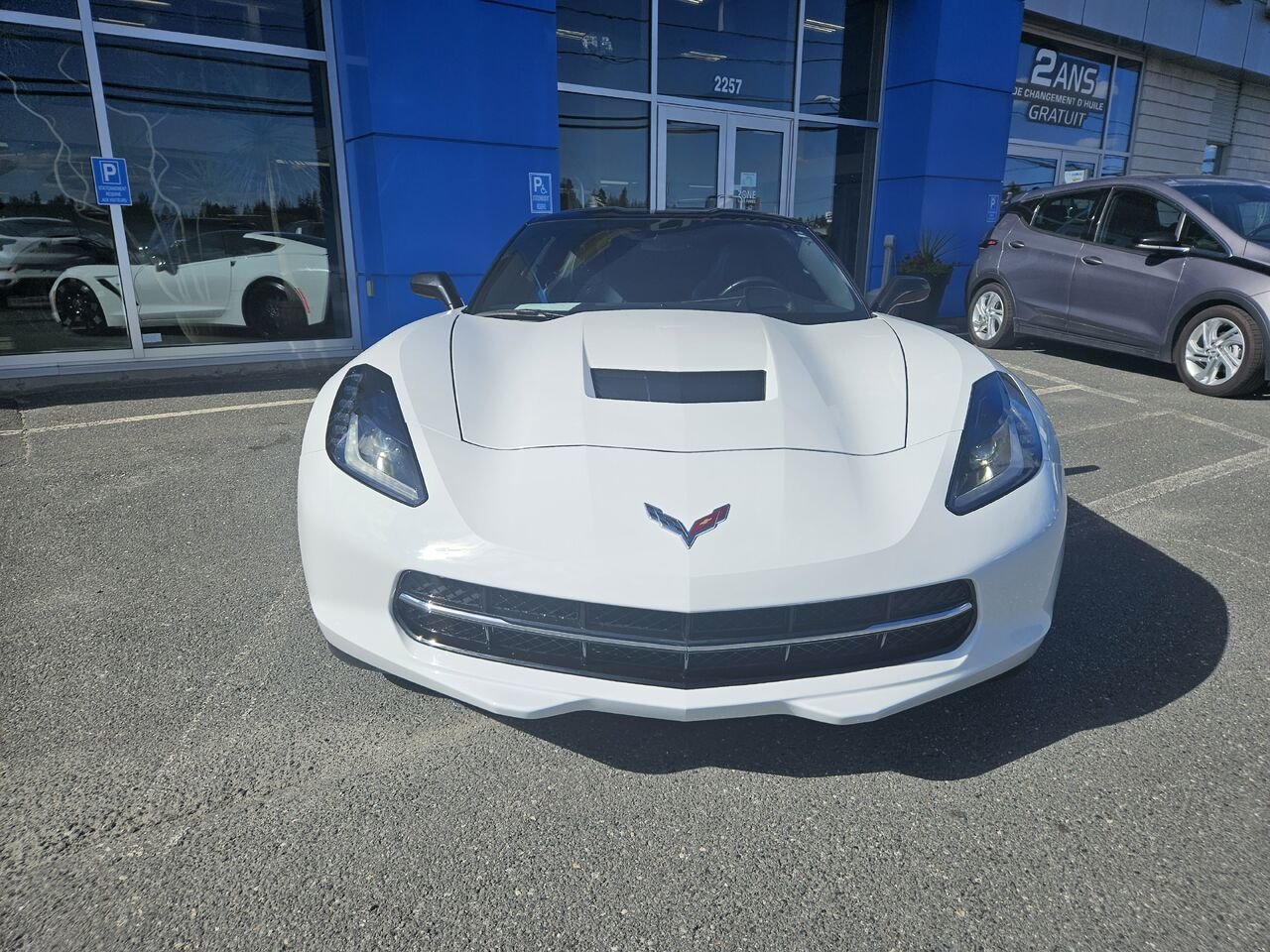 2015 Chevrolet Corvette Stingray Z51 coupé 2 portes avec 2LT White Thetford Mines - photo #5