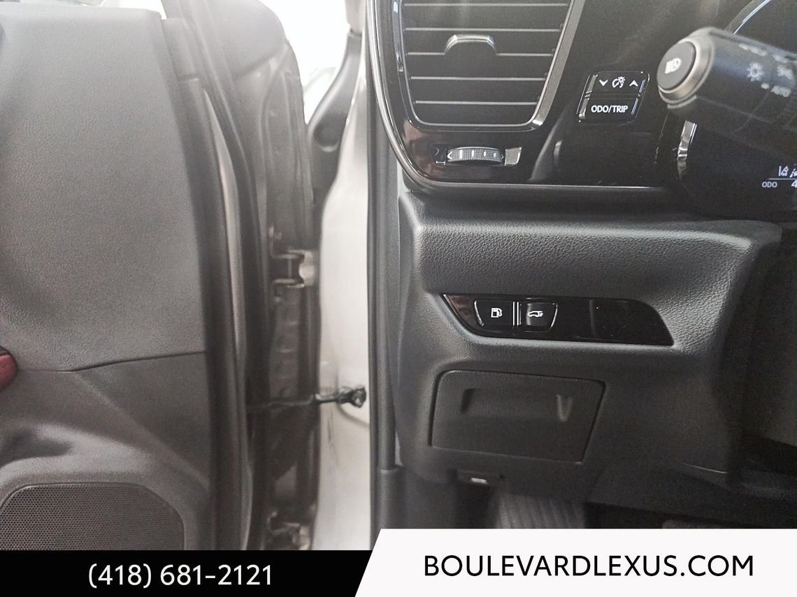 Lexus NX 19404A 2024 Argent Québec - photo #47