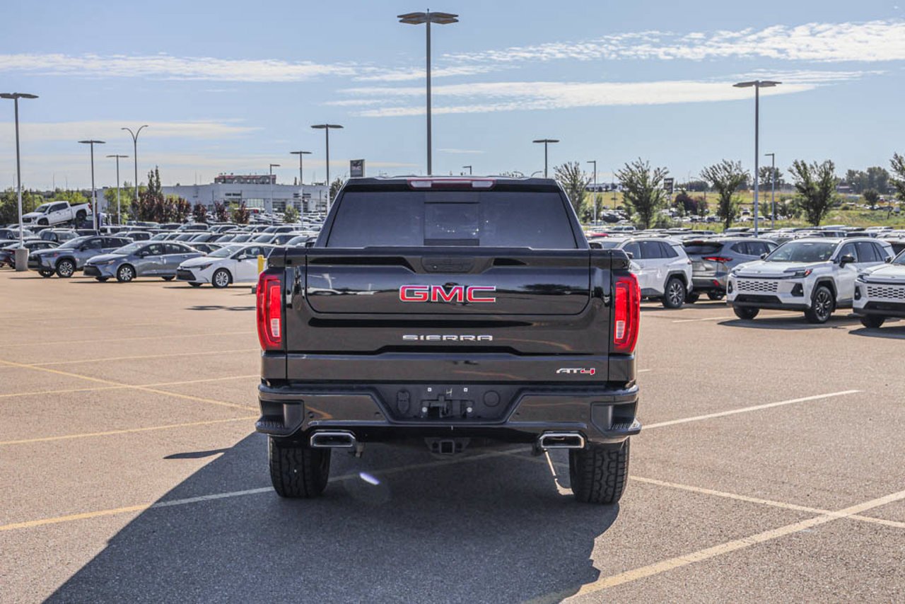 2022 GMC Sierra 1500 Limited 4WD Crew Cab 147 AT4 Black Sherwood Park - photo #6