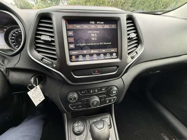 Jeep Cherokee 2019 Rouge Saint-Basile-le-Grand - photo #10