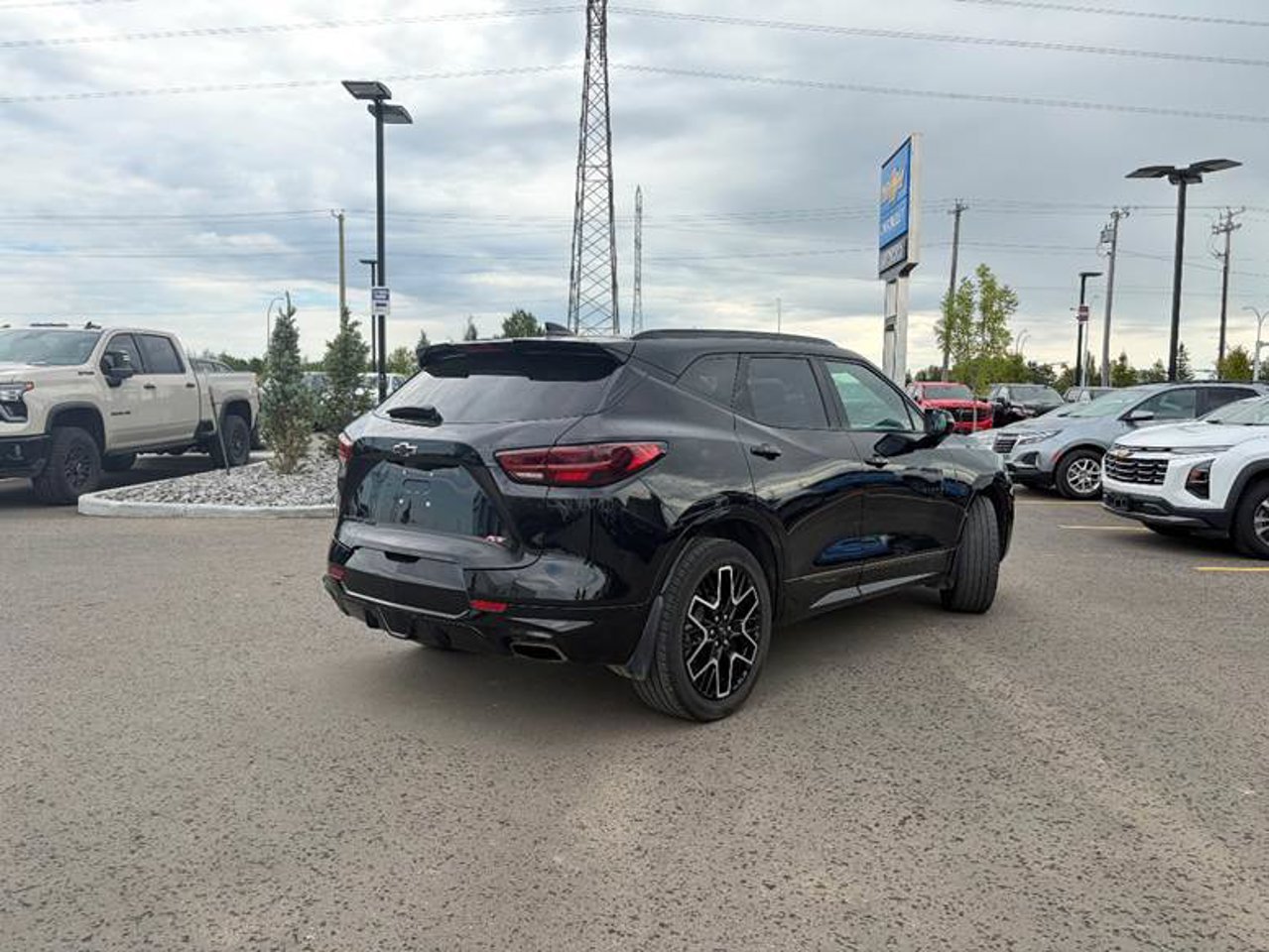 2023 Chevrolet Blazer AWD 4dr RS Black Sherwood Park - photo #4