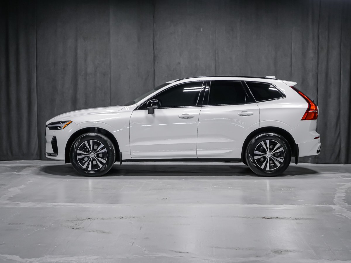 Volvo XC60 B5 CORE DARK 2024 Blanc Montréal - photo #2