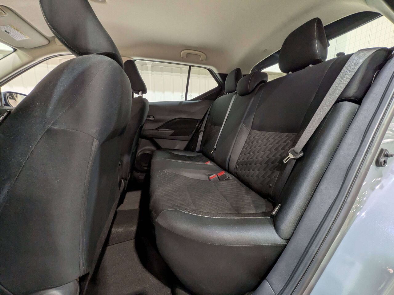 Nissan Kicks SV FWD 2023 Gris Val-David - photo #10
