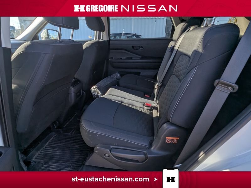 2024 Nissan Pathfinder White Saint-Eustache - photo #12