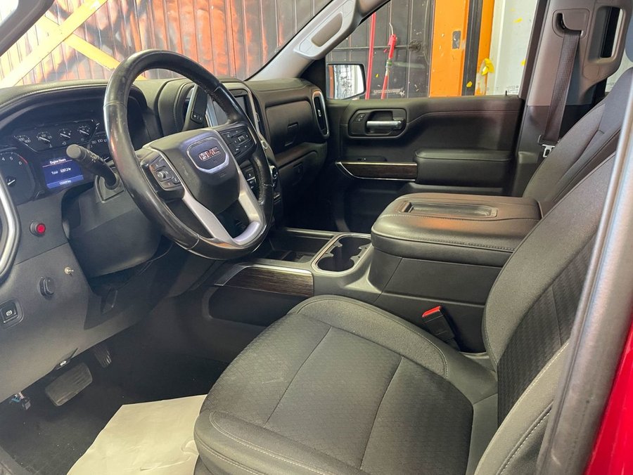 GMC Sierra 1500 ELEVATION X31 CREW 4X4 V8 *SIÈGES CHAUFF* WIFI USB 2021 Rouge